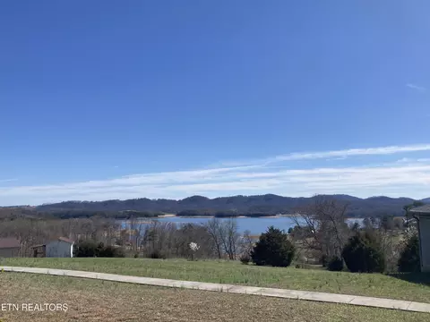 13 Elkins Ridge Road, Bean Station, TN 37708