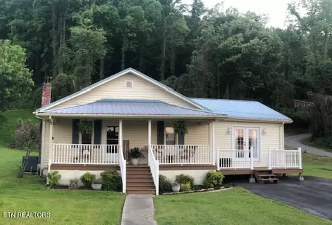 565 S 561 S S 43rd St, Middlesboro, KY 40965