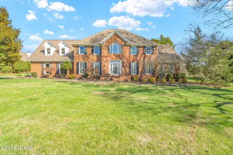 12209 S Fox Den Dr, Knoxville, TN 37934