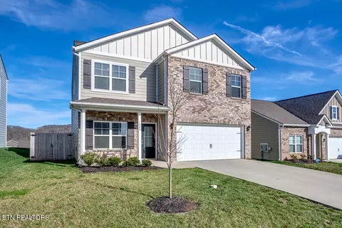 1049 Stone Creek Dr, Loudon, TN 37774