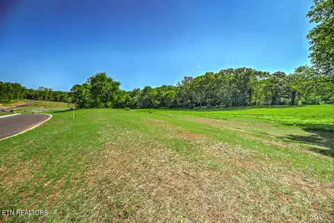 1242 Herbert Dr, Greenback, TN 37742