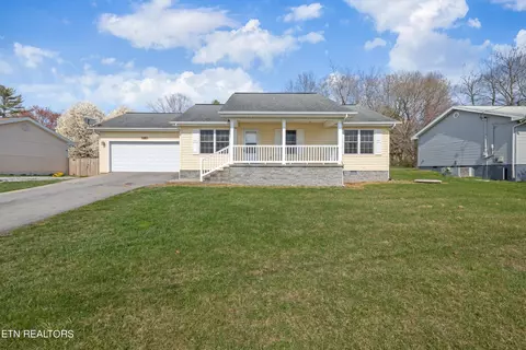 108 Deerfield Rd, Crossville, TN 38555