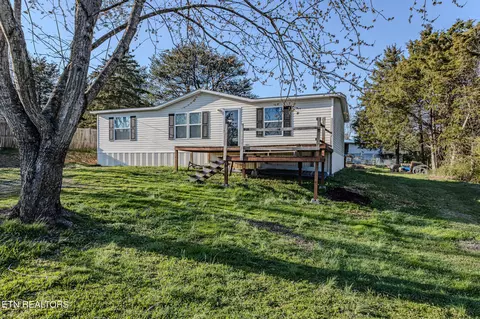 216 Pedigo Rd, Madisonville, TN 37354