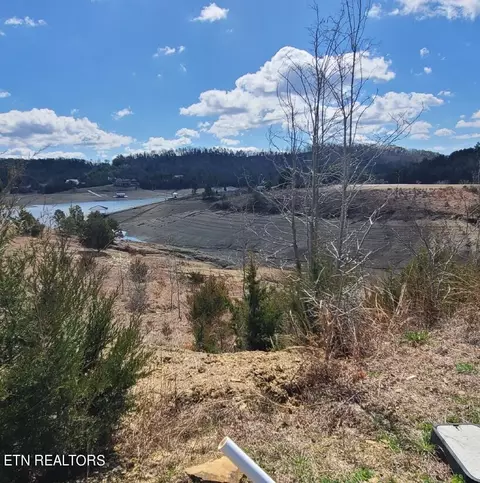 lot30 Emerald Isle Blvd, Dandridge, TN 37725