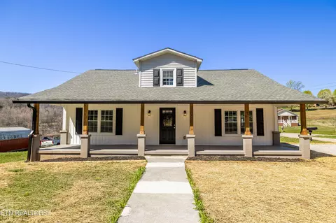405 Delaney Ln, Harriman, TN 37748