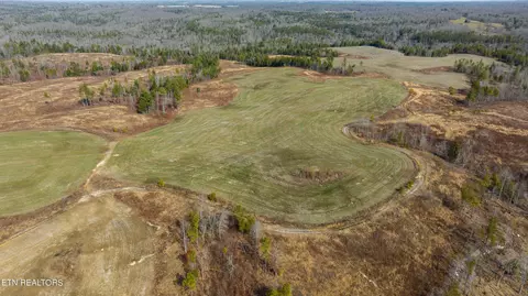 Bowater Rd, Deer Lodge, TN 37726