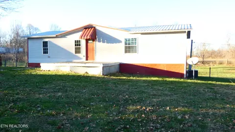 3048 Plateau Rd, Crossville, TN 38571