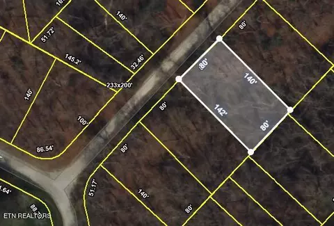 3106 Opalochee Dr, Crossville, TN 38572