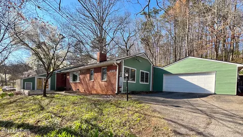 5305 Shady Dell Tr, Knoxville, TN 37914