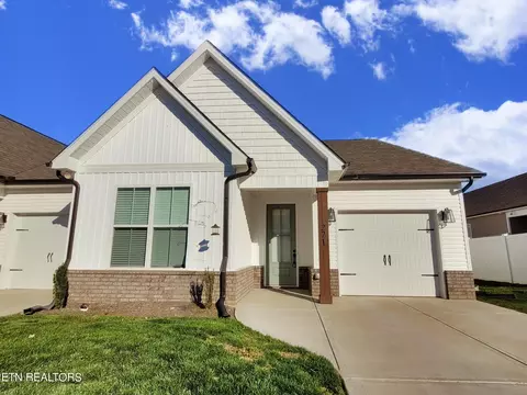 271 Judson Way, Lenoir City, TN 37771