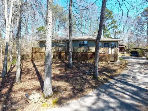 536 Hubbs Grove Rd, Maynardville, TN 37807