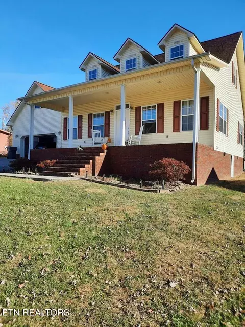 220 Coleman St, Harrogate, TN 37752