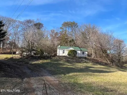 4933 Circle Rd, Corryton, TN 37721 photo 2