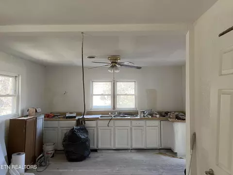 4933 Circle Rd, Corryton, TN 37721 photo 5