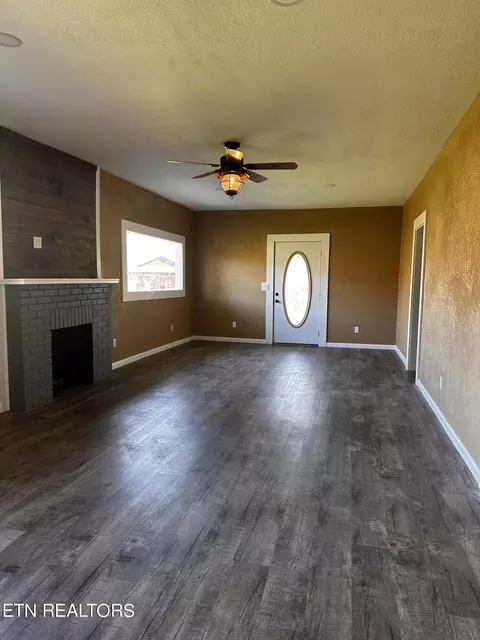 Other - 815 Exeter Ave, Middlesboro, KY 40965 photo 1 of 14
