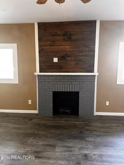 Other - 815 Exeter Ave, Middlesboro, KY 40965 photo 2 of 14