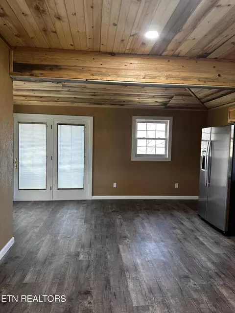 Other - 815 Exeter Ave, Middlesboro, KY 40965 photo 9 of 14