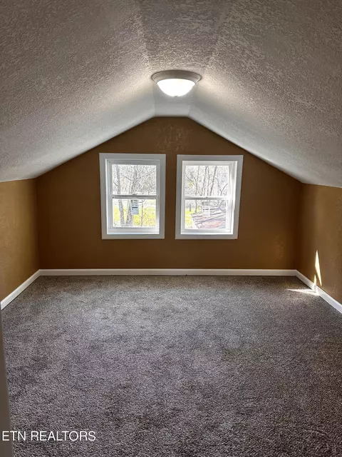 Other - 815 Exeter Ave, Middlesboro, KY 40965 photo 6 of 14