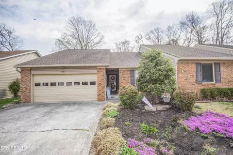 451 Amanda Cir, Knoxville, TN 37922