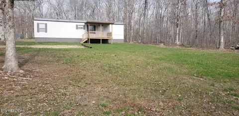 715 Timothy Dr, Crossville, TN 38572