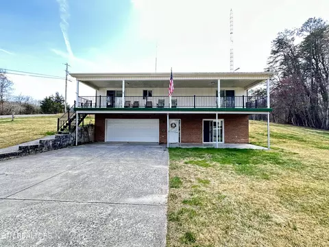 726 Stiner Ln, La Follette, TN 37766
