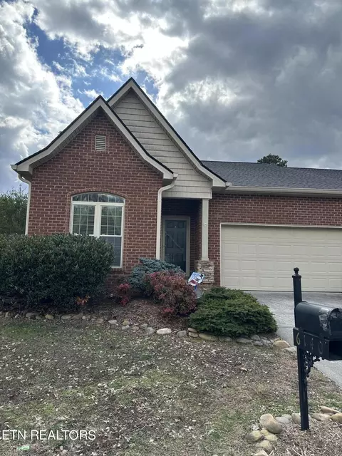 6140 Mcmillian Creek Dr, Knoxville, TN 37924