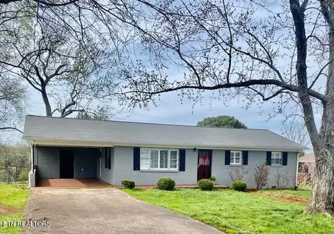 1620 Gail St, Loudon, TN 37774