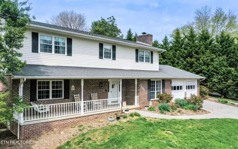 104 Lakeview Ln, Clinton, TN 37716