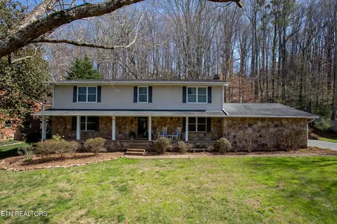 1708 Cove Creek Ln, Knoxville, TN 37919