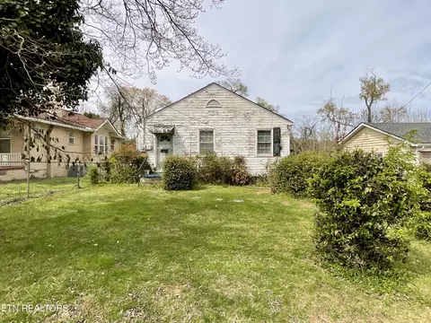 2405 Fair Dr, Knoxville, TN 37918