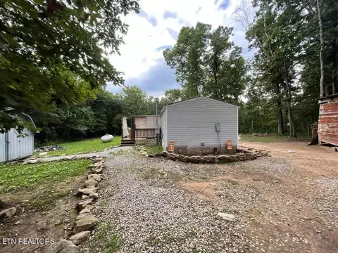 273 Timothy Dr, Crossville, TN 38572