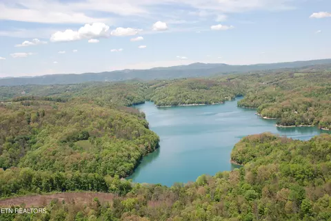 Fox Lake Lane, La Follette, TN 37766
