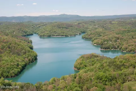Fox Lake Lane, La Follette, TN 37766
