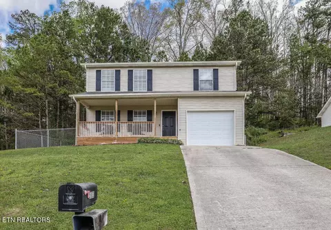 5833 Windtree Ln, Knoxville, TN 37921