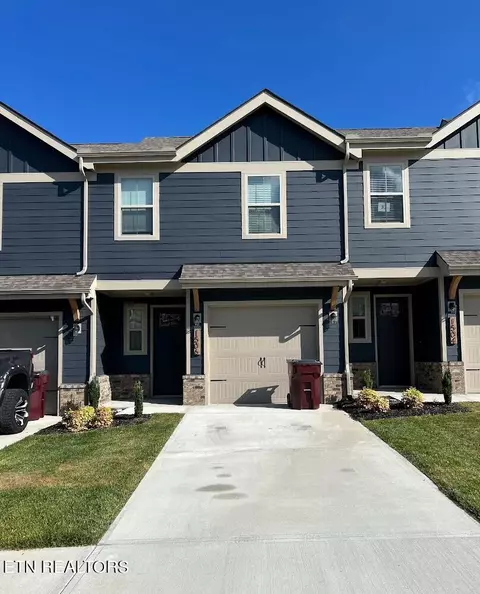 1506 Mountain Quail Cir, Maryville, TN 37801