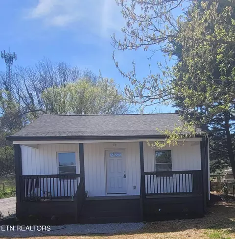 2316 Mitchell St, Knoxville, TN 37917