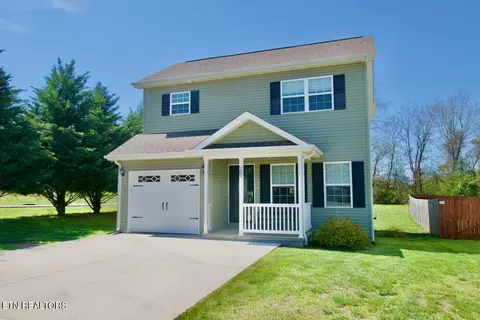 201 Heritage Crossing Dr, Maryville, TN 37804
