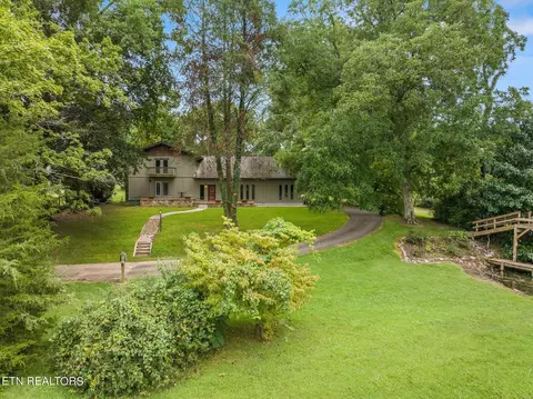 323 Louisville Main St, Louisville, TN 37777