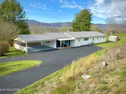 187 Oxford Cir, Harrogate, TN 37752