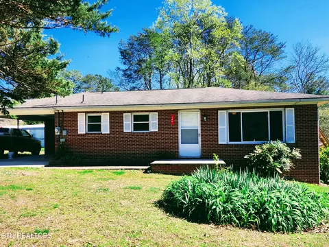 144 Hawn Ln, Harriman, TN 37748