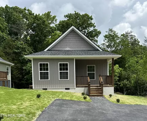 2342 Scenic Mountain Dr, Sevierville, TN 37876