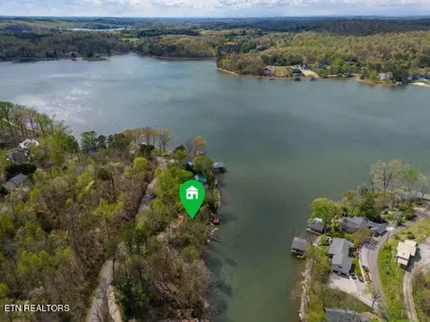 1161 Mustang Dr, Friendsville, TN 37737