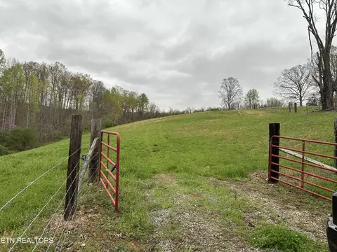 1289 Ailor Gap Rd, Luttrell, TN 37779