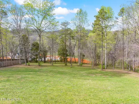 53 Blossom Lane, Clinton, TN 37716