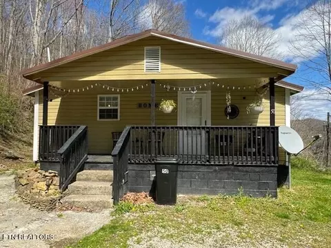 50 Conley Hill Rd, Bledsoe, KY 40810