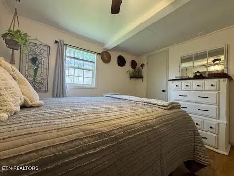 Bedroom - 50 Conley Hill Rd, Bledsoe, KY 40810 photo 2 of 3