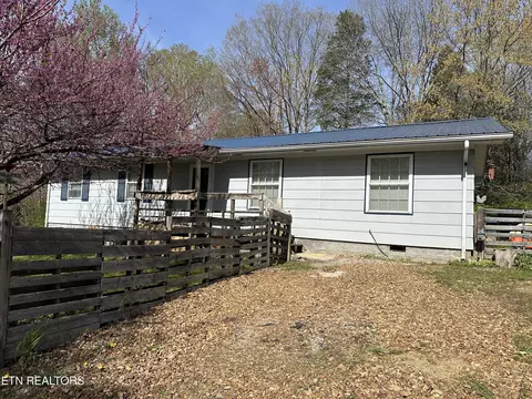 179 Scenic Dr, Spring City, TN 37381