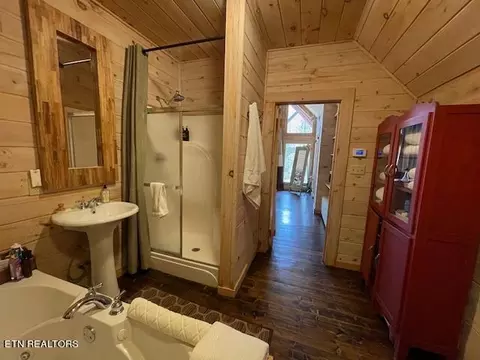 3870 Saddle Brook Way, Sevierville, TN 37862