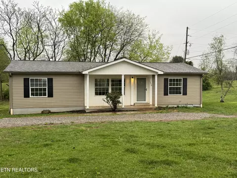 1256 Clendenen Rd, Maryville, TN 37801
