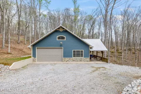 1420 Cherokee Rd, Byrdstown, TN 38549